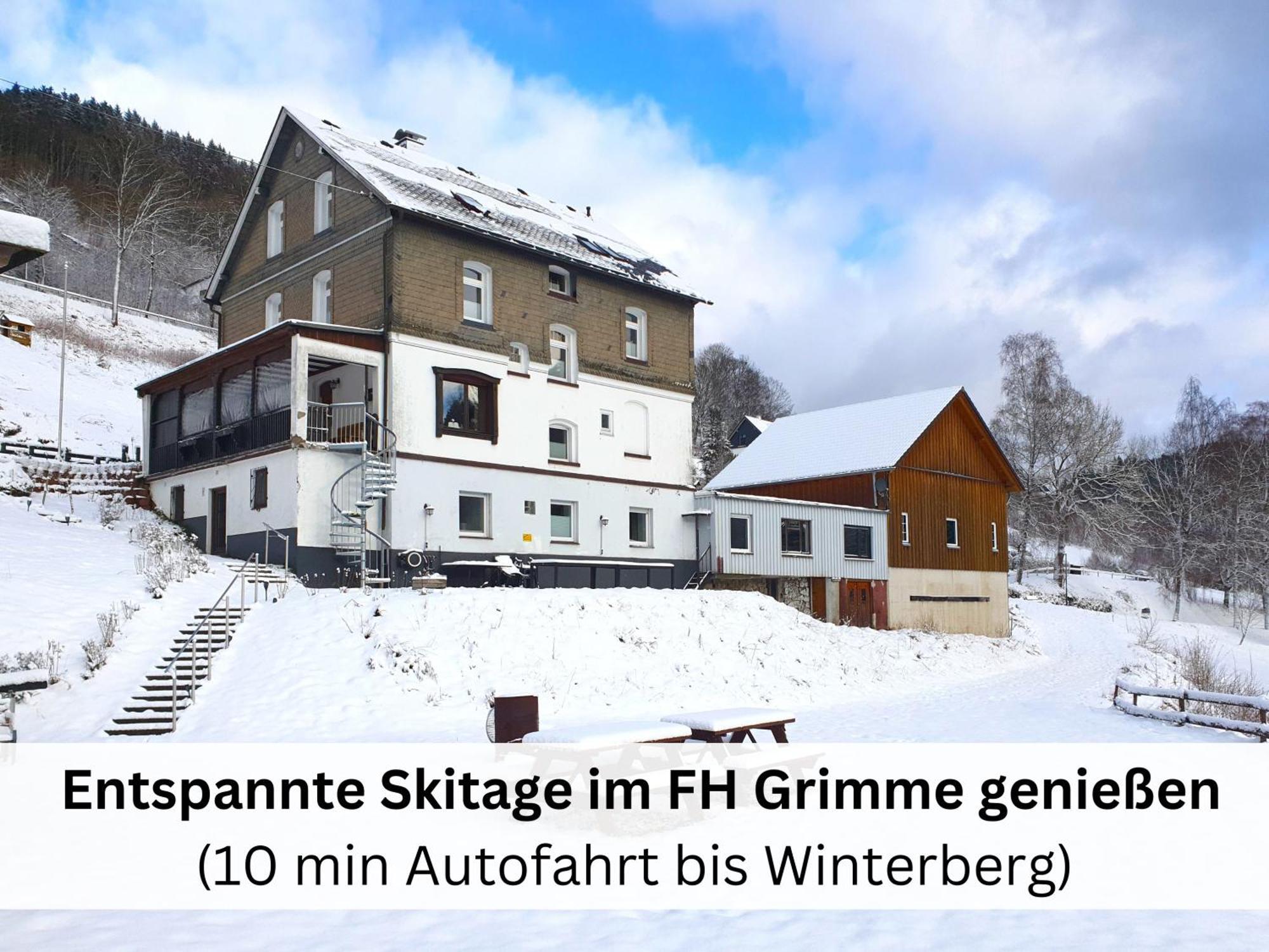 Ferienhaus Familienparadies: Indoor-Spielplatz, Pool und Sauna für 18 Personen Schmallenberg Exterior photo